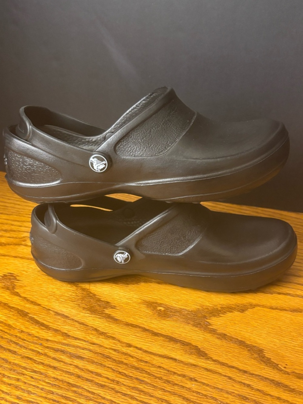 Crocs black comfort clogs slippers shoes sz 6 women’s - Picture 6 of 7